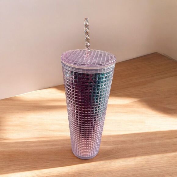 ✨Starbucks 2021 Summer Pink and Blue Grid Kaleidoscope 24 oz Venti Tumbler✨ - Picture 2 of 6